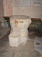 Gourdon, Eglise romane Notre-Dame de l'Assomption, fonds baptismaux (1)